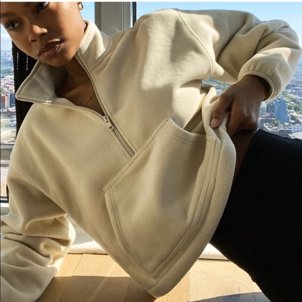 Aritzia Cream Polar Half Zip